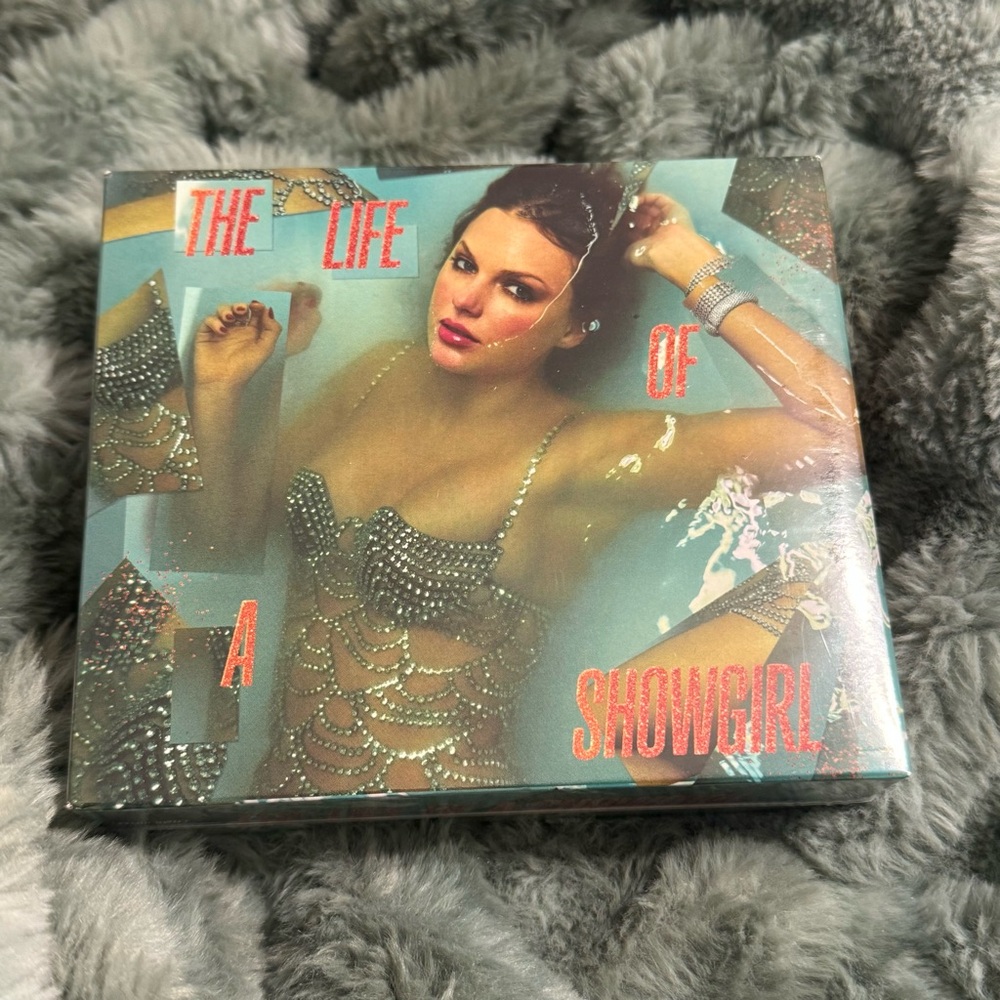 The Life of a Showgirl: Sweat And Vanilla Perfume Edition Limited Release Deluxe